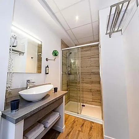 Alphee Hotel 3*